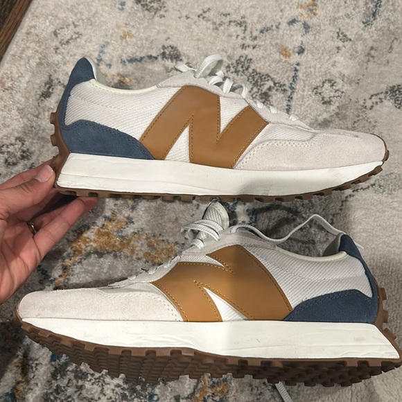 New Balance White and Tan Sneakers - Picture 10 of 10